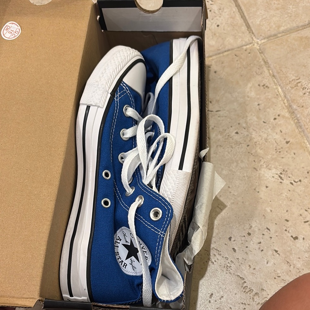 Classic Blue Low-Top Kids Canvas Sneakers - Brand: